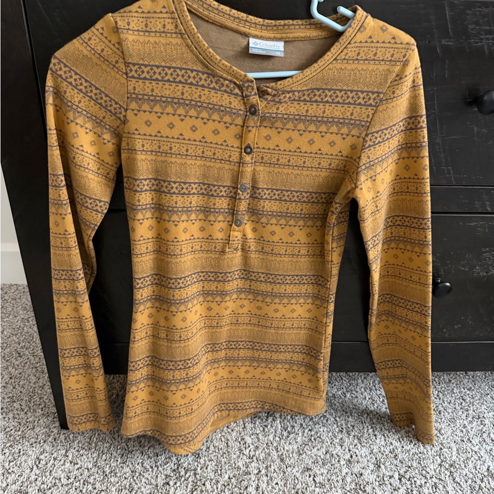 Columbia Patterned Henley Top